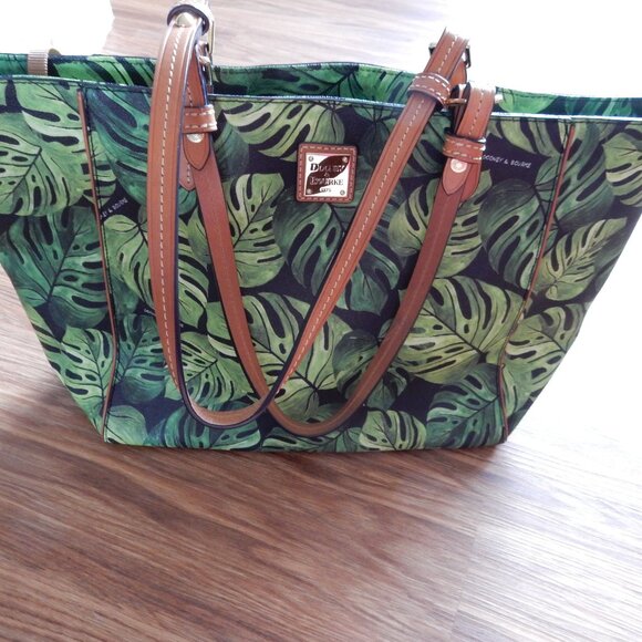 Dooney & Bourke monstera leaf tote - Picture 10 of 12